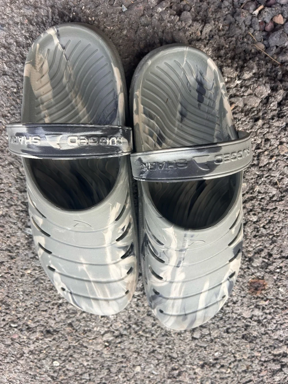 Men's Camouflage Slip-On Rugged Shark Shoes